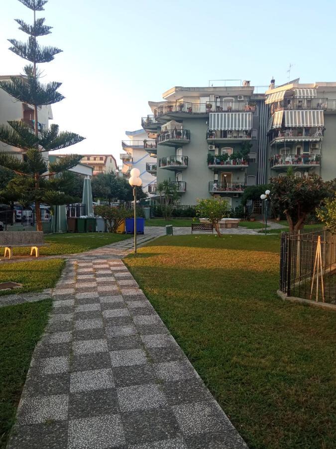 B&B Cleopatra Скалеа Екстериор снимка